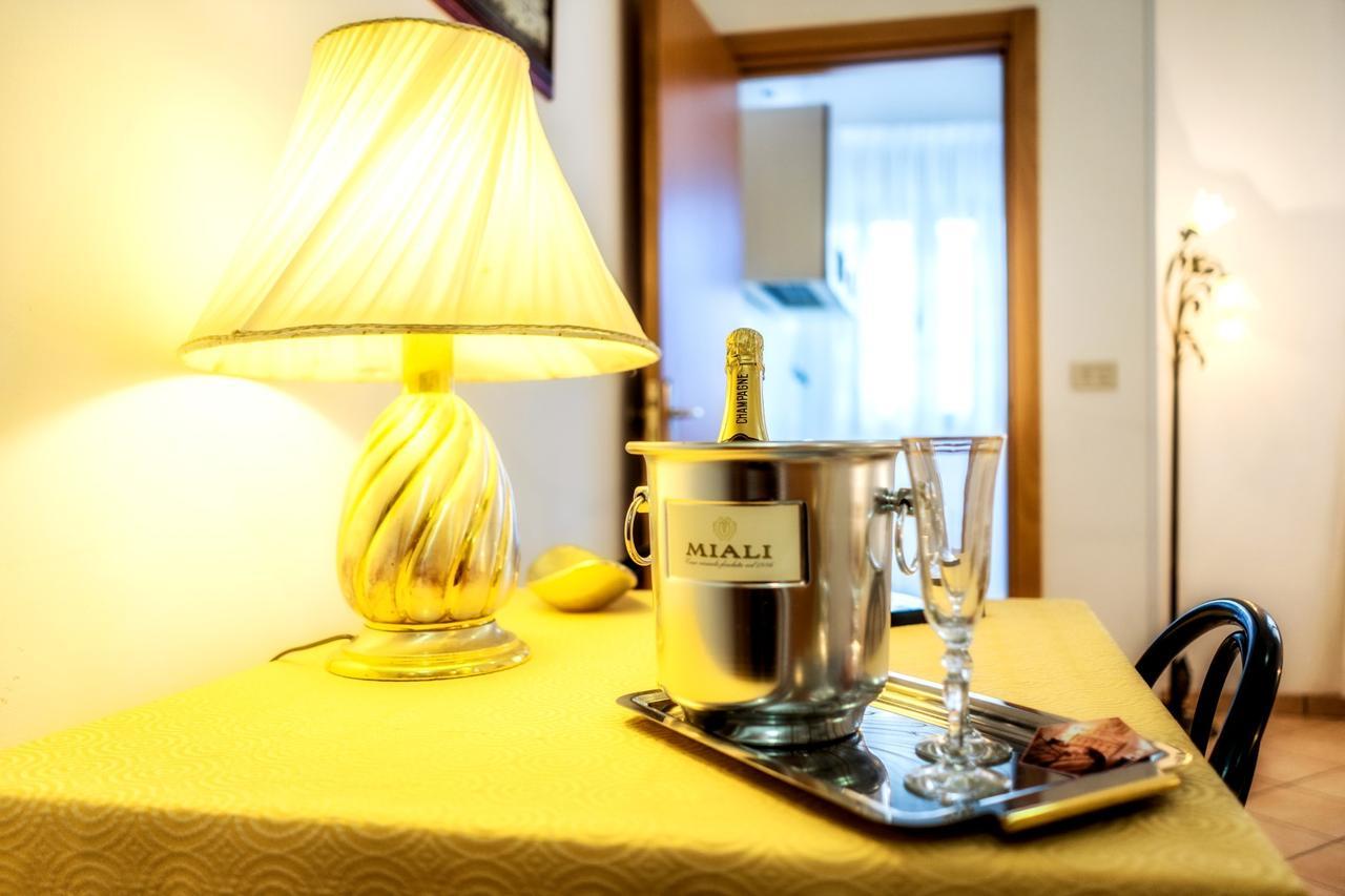 Li Pusciai Bed & Breakfast Cocumola Luaran gambar
