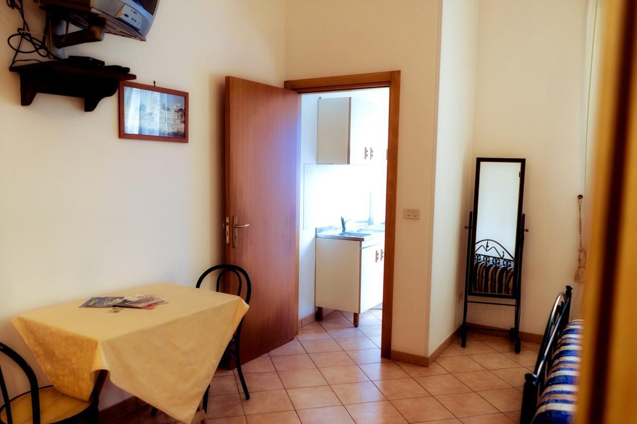 Li Pusciai Bed & Breakfast Cocumola Luaran gambar
